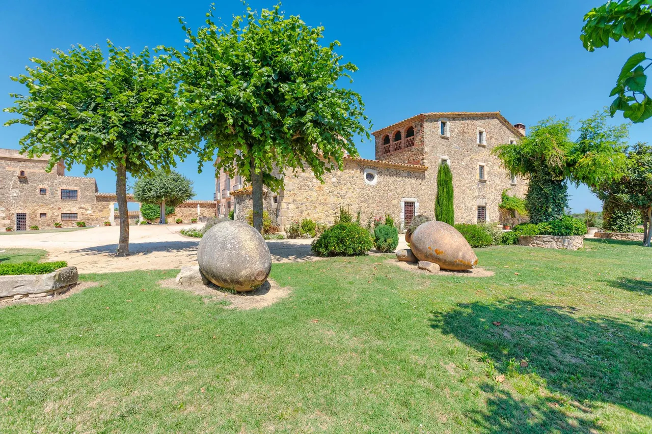 living - Country estate for sale in El Gironés, Girona - gallery - 10