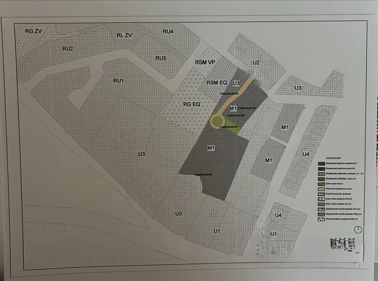 living - 10,500m² plot for sale in Sierra de Madrid, Madrid - Floor Plan - 1