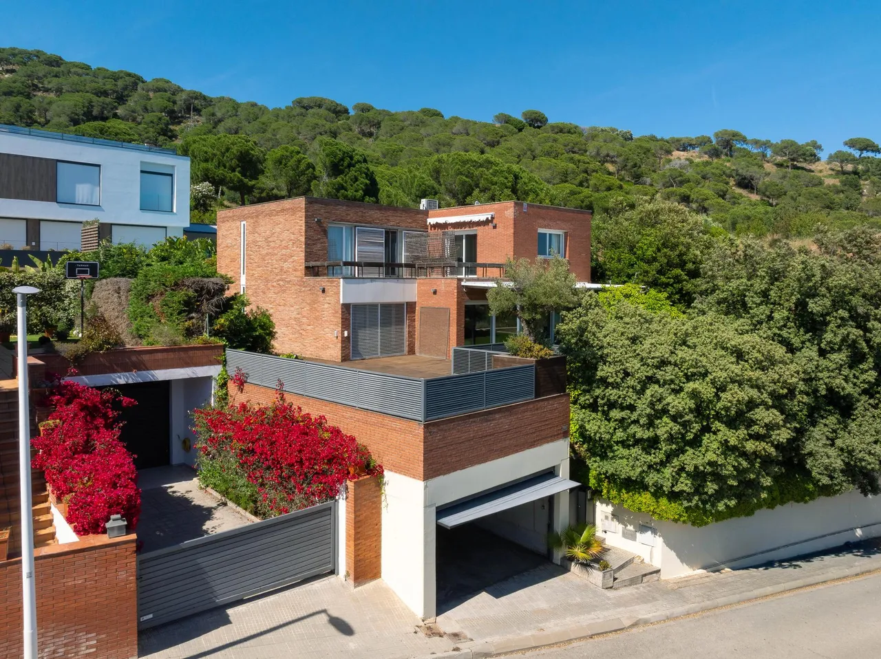 living - 367m² house / villa for sale in Teià, Barcelona - gallery - 6