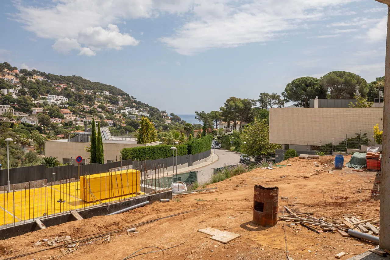 living - 260m² house / villa for sale in Blanes, Costa Brava - gallery - 5