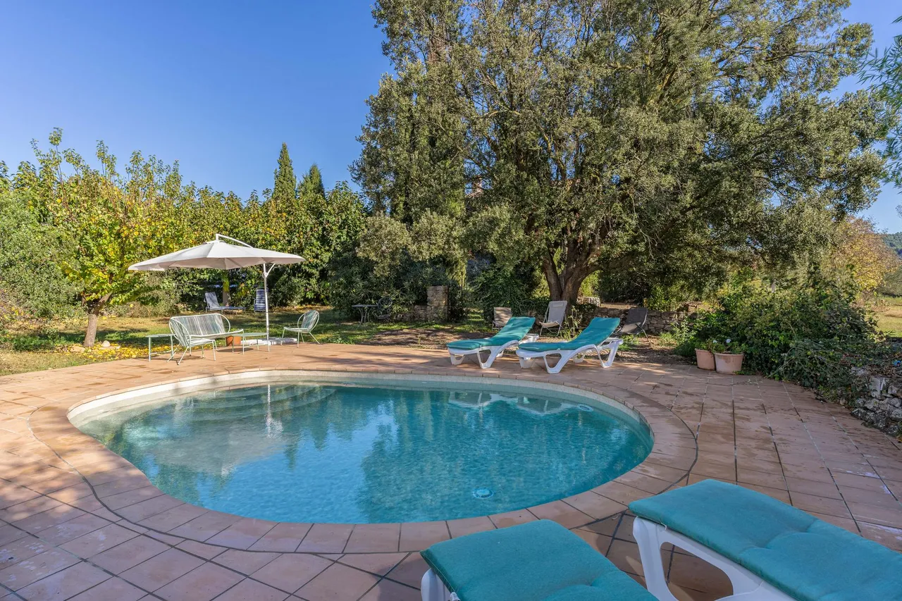 living - 390m² country house for sale in La Garrotxa, Girona - gallery - 10