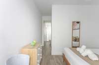 living - 55m² apartment for rent in Sol, Madrid - gallery thumbnail - 5