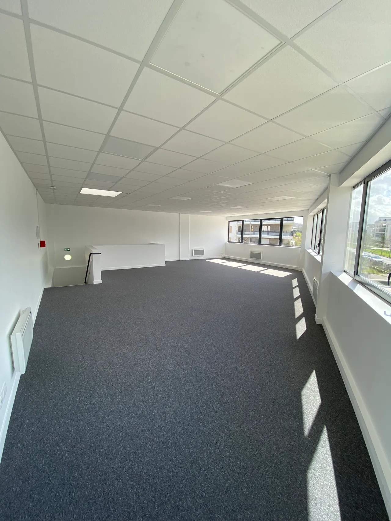 logistics - Light Industrial Premises / Offices For Rent - gallery - 4