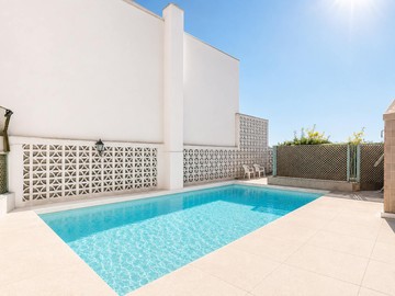 living - Piso de 235m² con 15m² terraza en venta en Almagro, Madrid - featured