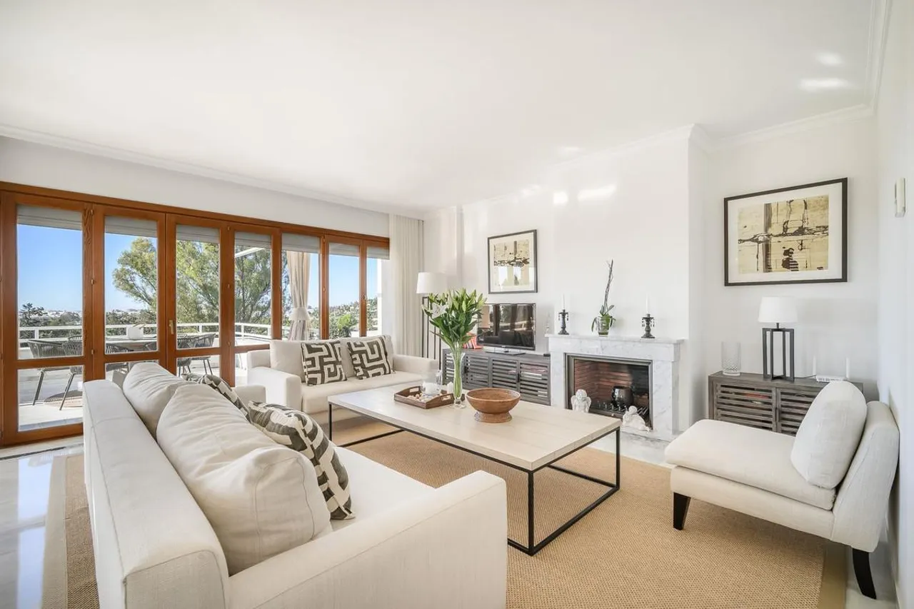 living - 125m² apartment with 102m² terrace for sale in Nueva Andalucía - gallery - 7