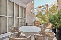 living - Piso de 219m² en venta en Lista, Madrid - gallery thumbnail - 1