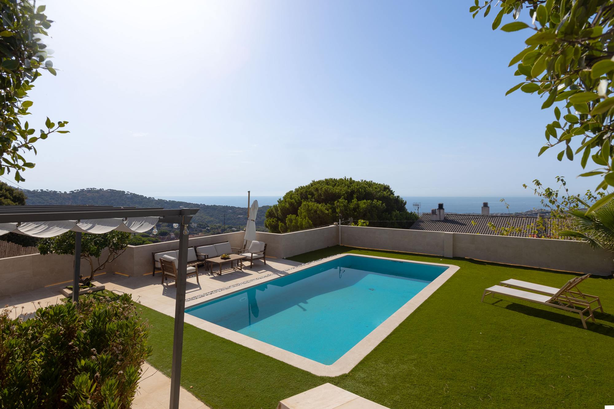 living - 262m² house / villa for sale in Alella, Barcelona - gallery thumbnail - 5