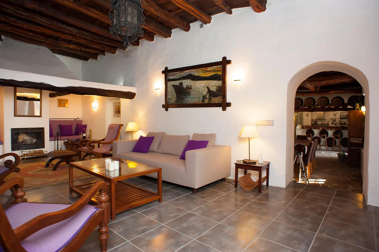 living - 280m² house / villa for sale in San Juan, Balearic Islands - gallery - 9