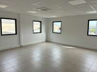 logistics - Activités / Bureaux À Louer - gallery thumbnail - 10