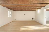 living - Piso de 143m² en venta en Gótico, Barcelona - gallery thumbnail - 4