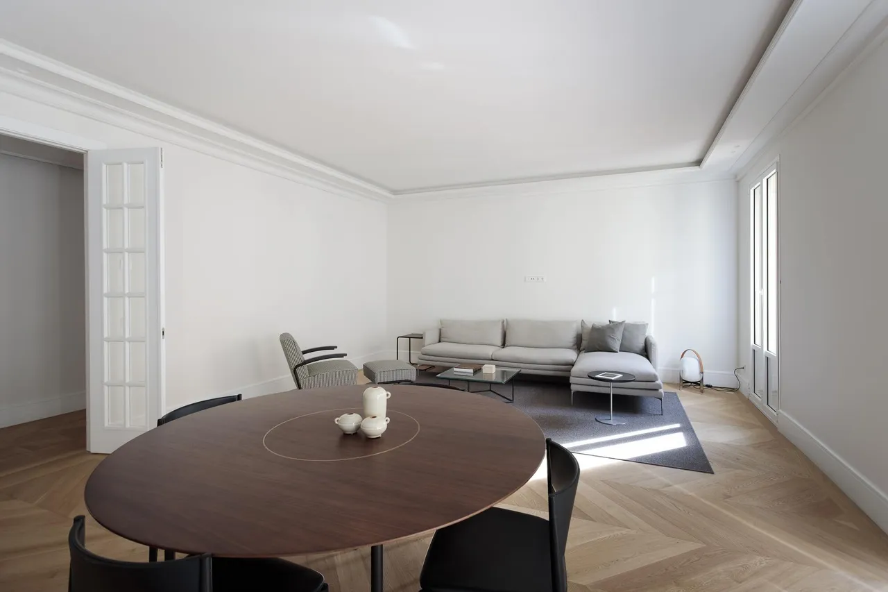 living - Piso de 234m² en venta en Almagro, Madrid - gallery - 6
