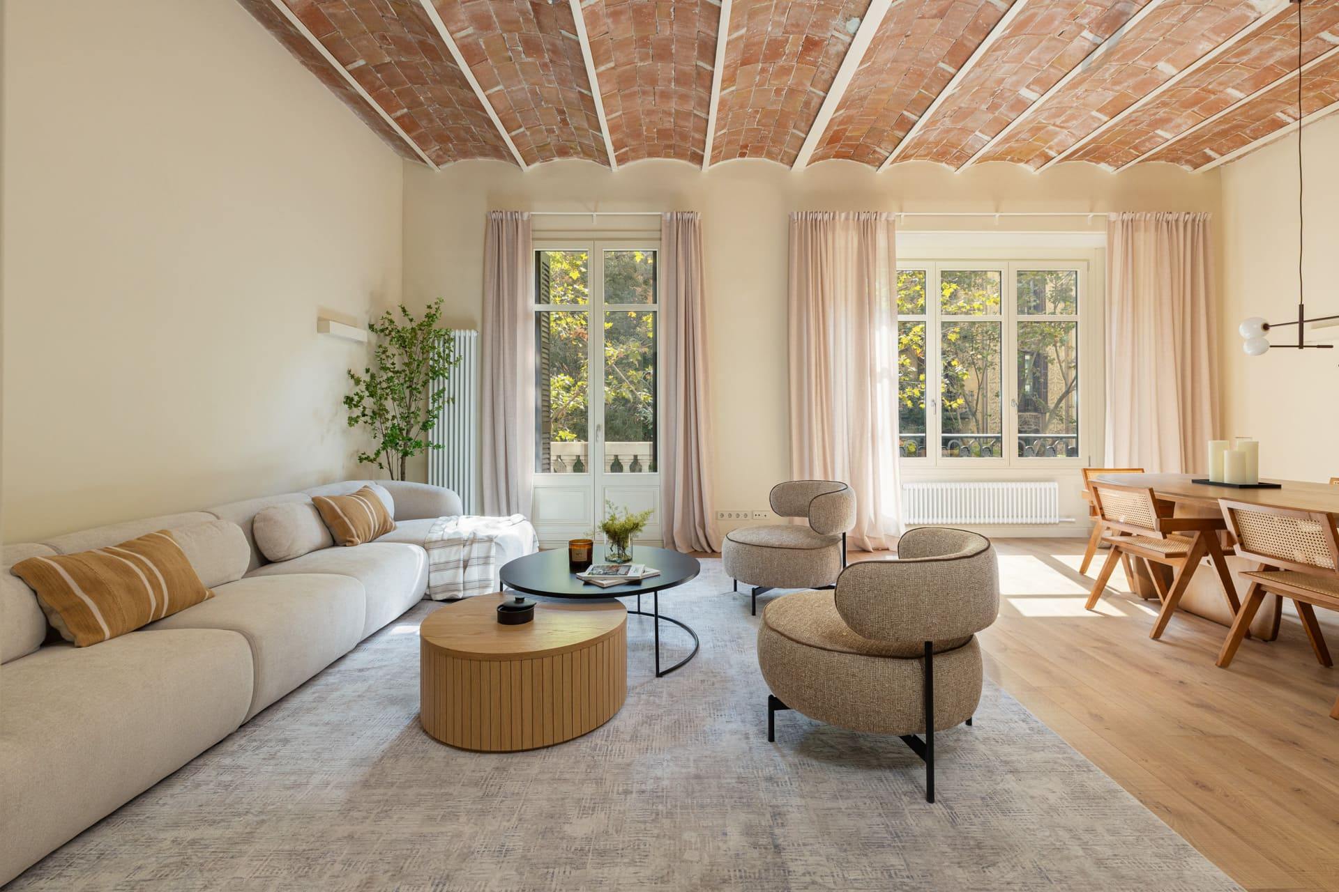 living - Piso de 198m² en venta en Eixample Izquierdo, Barcelona - gallery thumbnail - 3