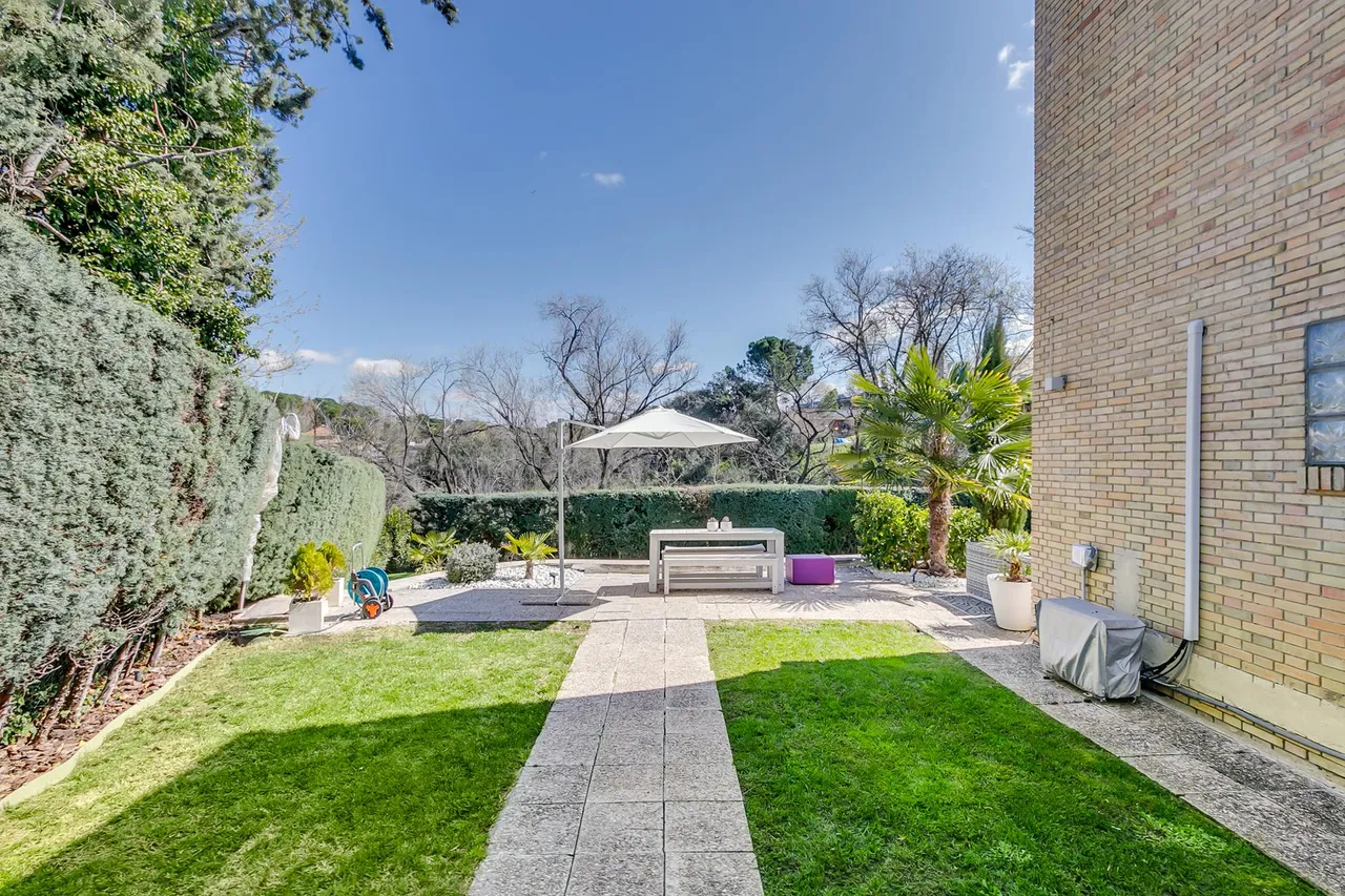 living - 391m² house / villa for sale in Santo Domingo, Madrid - gallery - 10