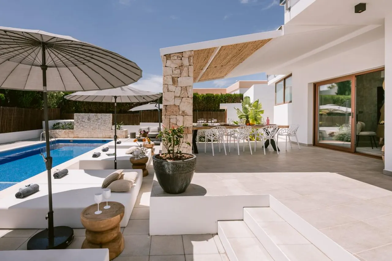 living - 325m² house / villa for sale in San José, Balearic Islands - gallery - 8
