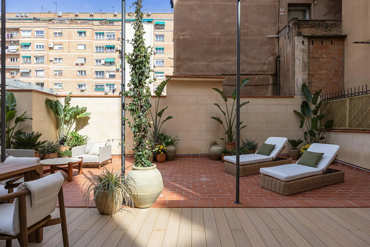 living - 200m² apartment with 100m² terrace for sale in Eixample Right - gallery - 2