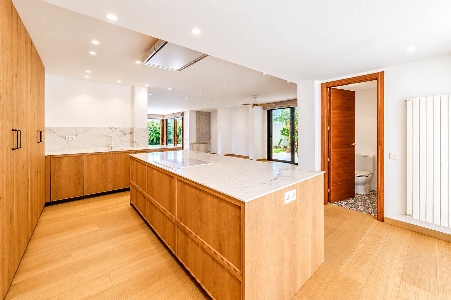 living - Casa / villa de 354m² con 387m² de jardín en venta en Vallpineda - gallery thumbnail - 5