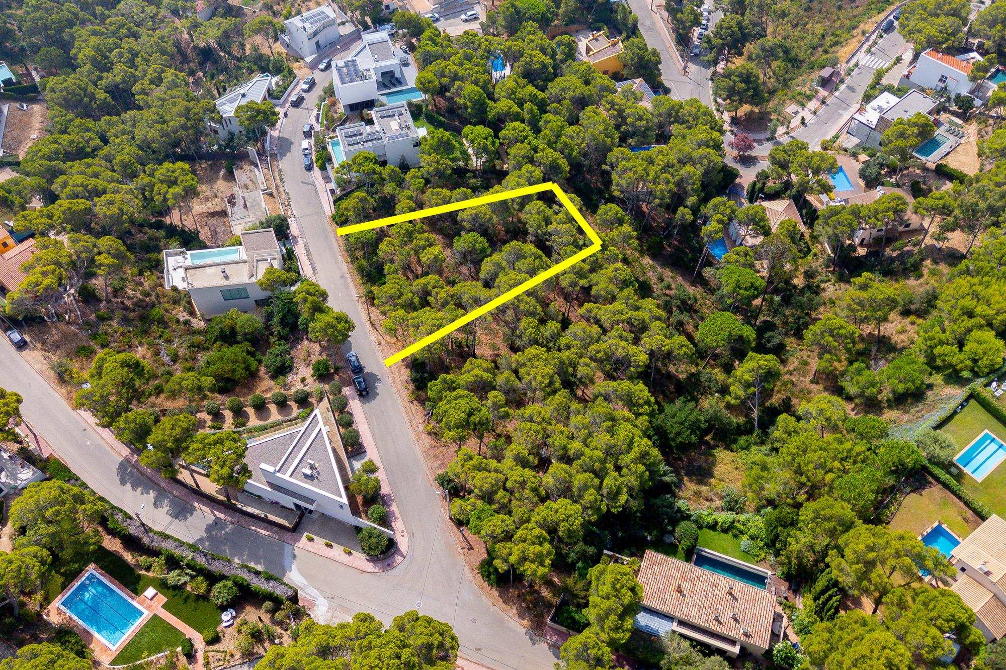 living - 1,610m² plot for sale in Tamariu, Costa Brava - gallery thumbnail - 7