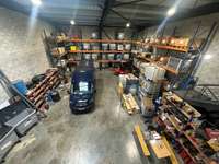 logistics - Local d’activités À Louer - gallery thumbnail - 6