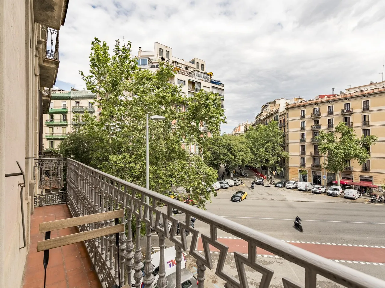 living - 95m² apartment for sale in Eixample Right, Barcelona - gallery - 5