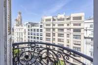 living - Piso de 246m² en alquiler en Sant Francesc, Valencia - gallery thumbnail - 7