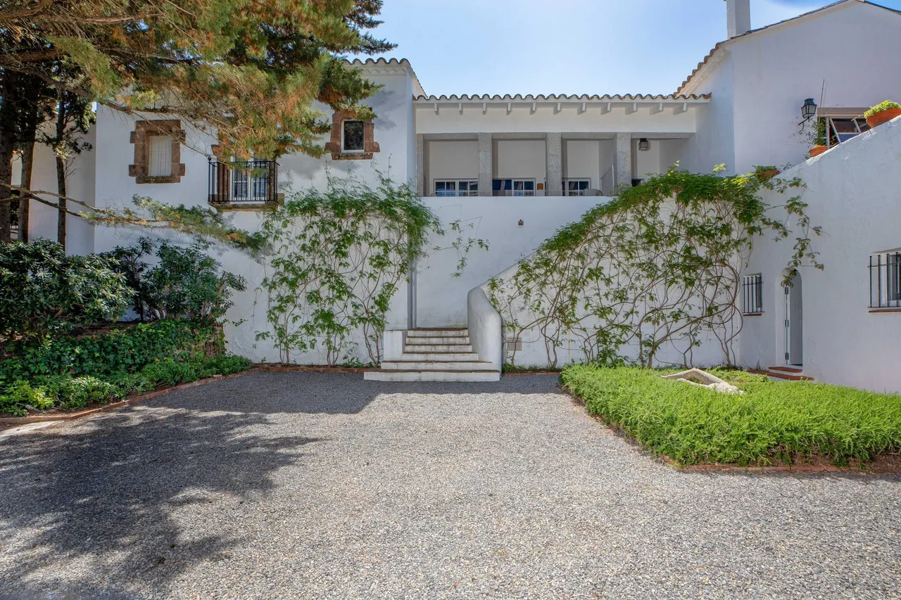 living - Casa / villa de 707m² en venta en Aiguablava, Costa Brava - gallery - 8