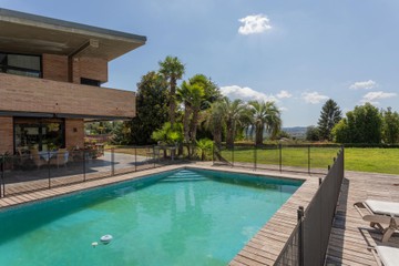 living - Casa / villa de 668m² en venta en Palau, Girona - featured