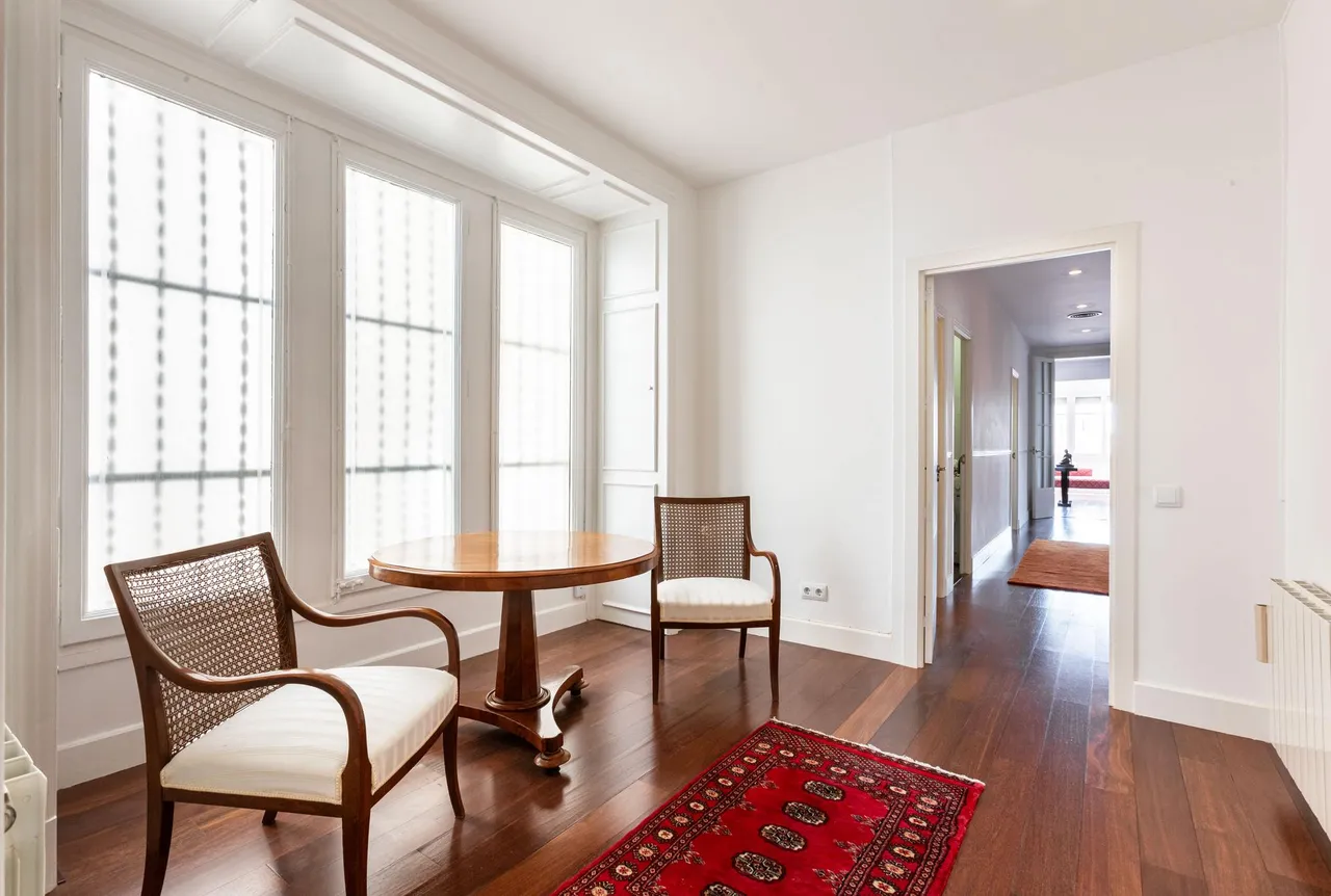 living - 255m² apartment for sale in Eixample Right, Barcelona - gallery - 6
