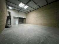 logistics - Activités / Bureaux À Louer - gallery thumbnail - 3