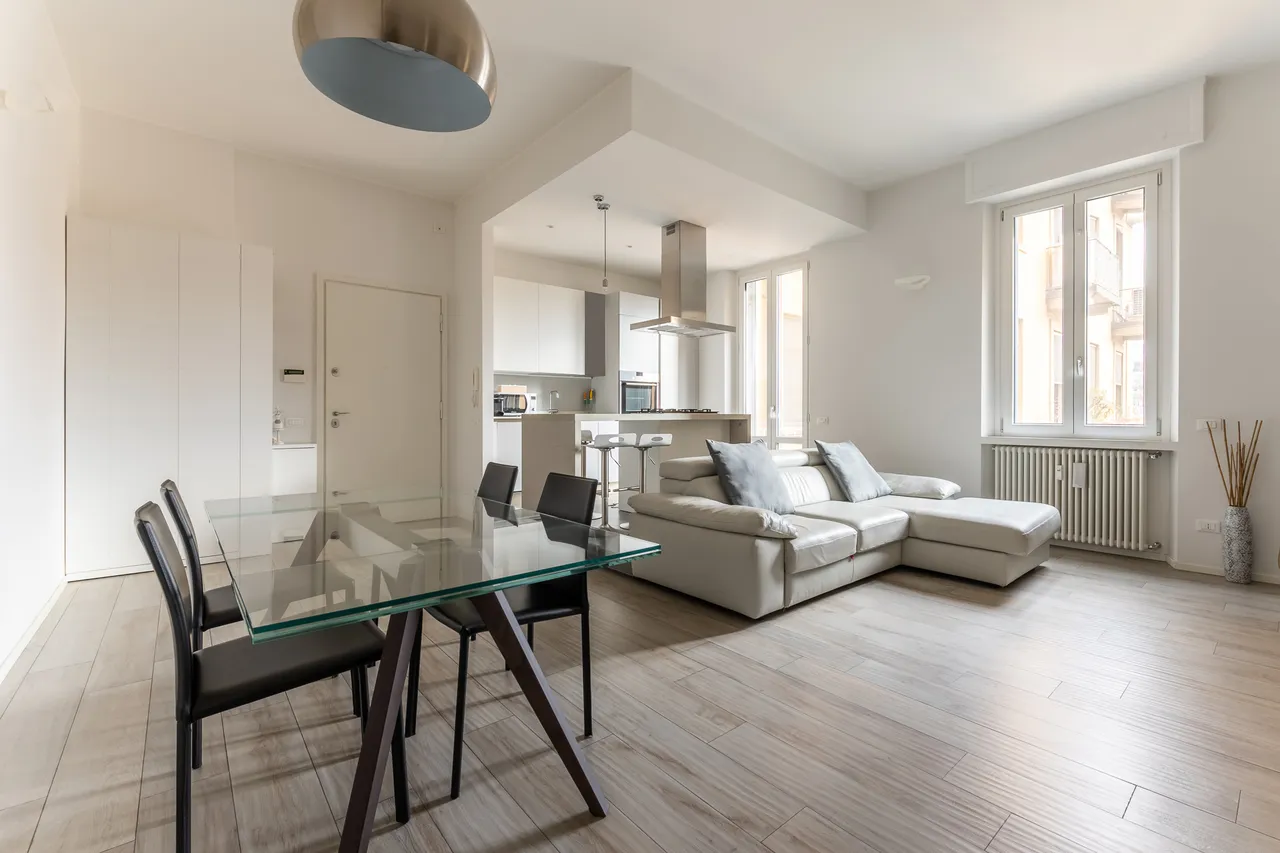 living - Three-room apartment for sale via Sardegna 59 Milano - gallery - 5