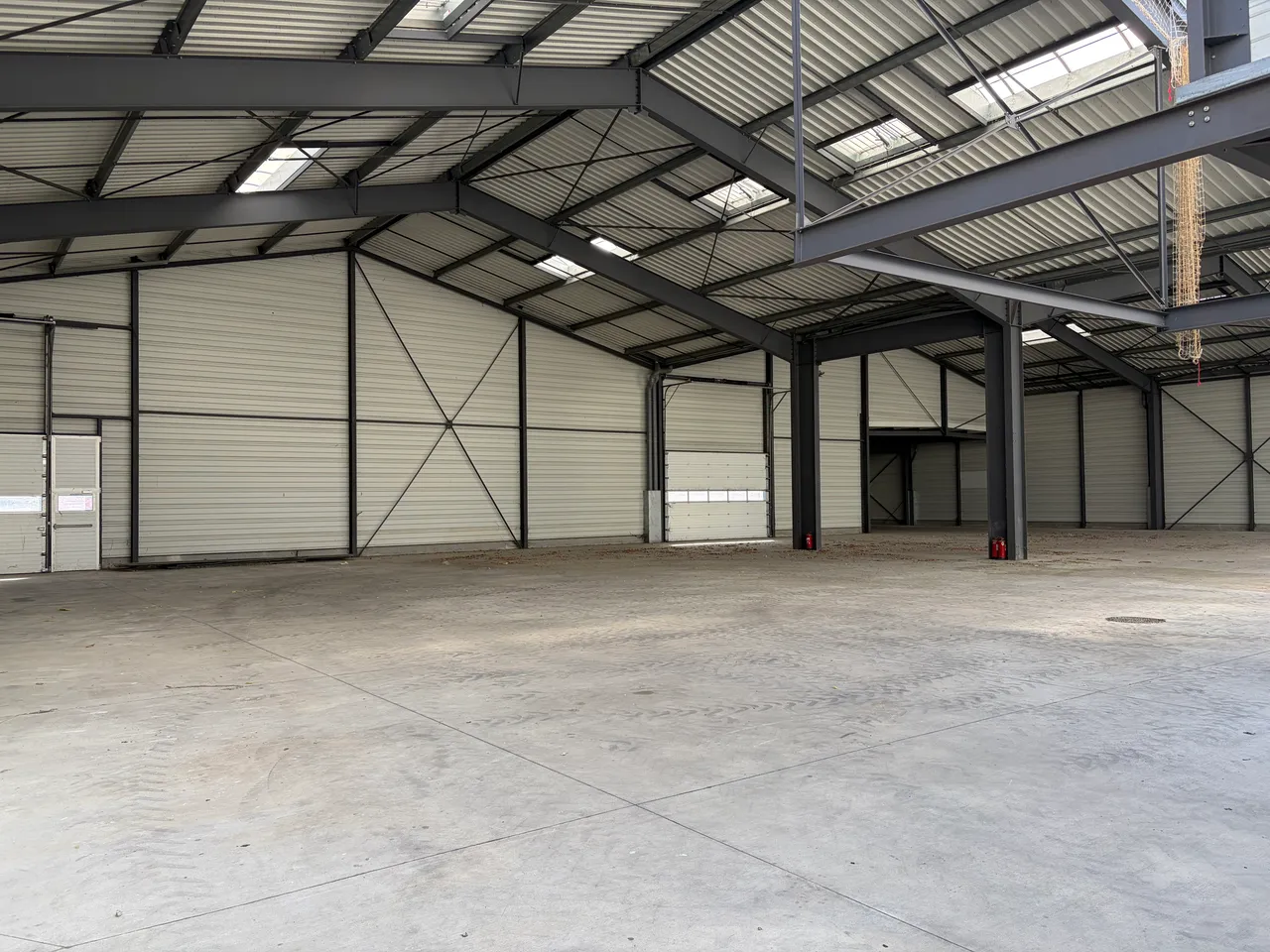 logistics - Activity Facility For Rent - gallery - 4