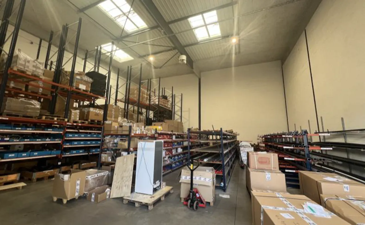 logistics - Activity Facility For Rent - gallery - 4