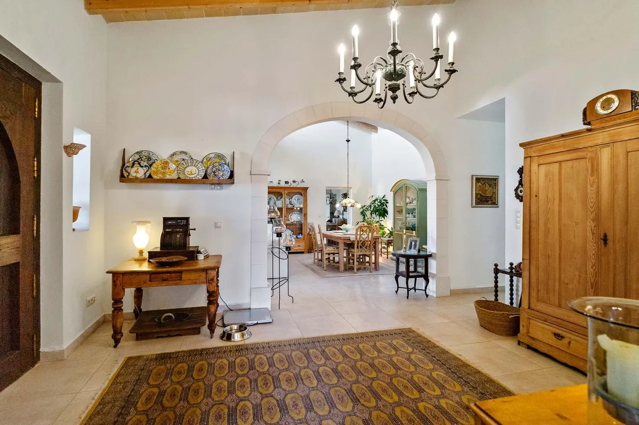 living - 354m² country house for sale in Felanitx, Balearic Islands - gallery - 3