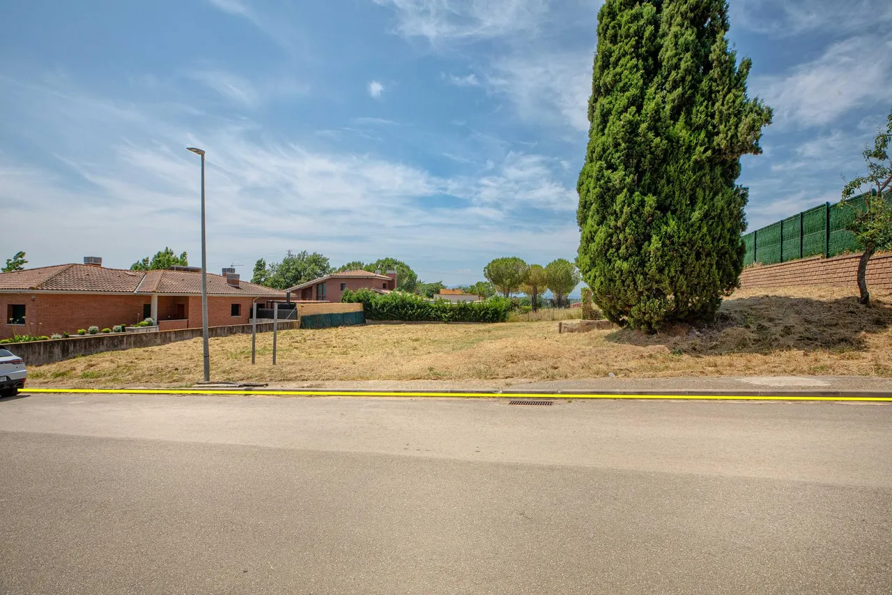 living - 1,163m² plot for sale in El Gironés, Girona - gallery - 10