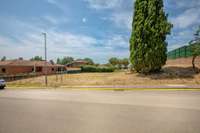 living - 1,163m² plot for sale in El Gironés, Girona - gallery thumbnail - 10