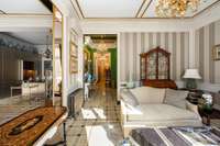living - Piso de 273m² con 12m² terraza en venta en Eixample Izquierdo - gallery thumbnail - 9