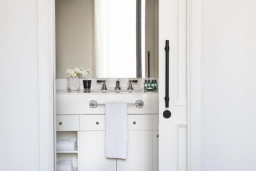 living - 105m² apartment for rent in Eixample Right, Barcelona - featured