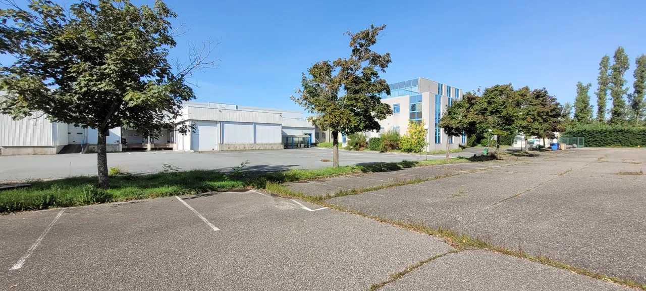 logistics - Entrepôt / Bureaux À Vendre - gallery - 2