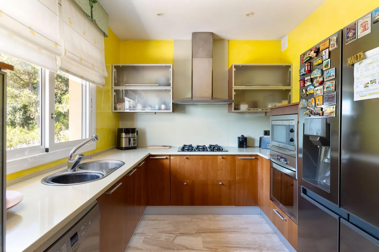 living - 290m² house / villa for sale in Premià de Dalt, Barcelona - gallery - 9