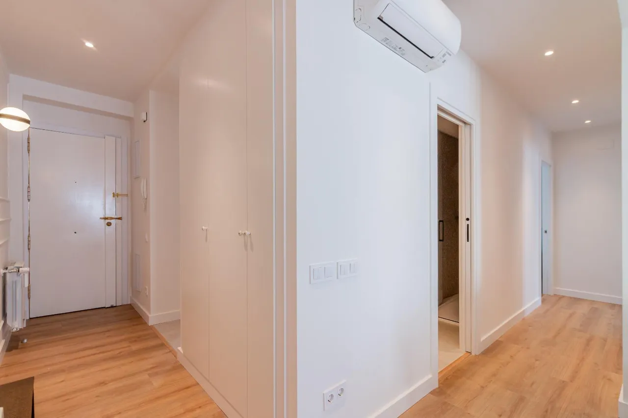 living - Piso de 85m² en alquiler en Ibiza, Madrid - gallery - 8