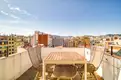 living - Ático de 81m² con 44m² terraza en venta en Eixample Derecho - gallery thumbnail - 1