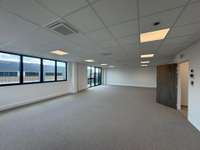 logistics - Light Industrial Premises / Offices For Rent - gallery thumbnail - 6