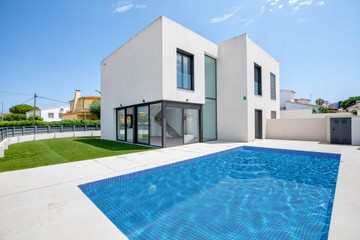 living - 169m² house / villa for sale in Empuriabrava, Costa Brava - featured