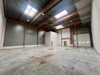 logistics - Activités / Bureaux À Louer - gallery thumbnail - 4