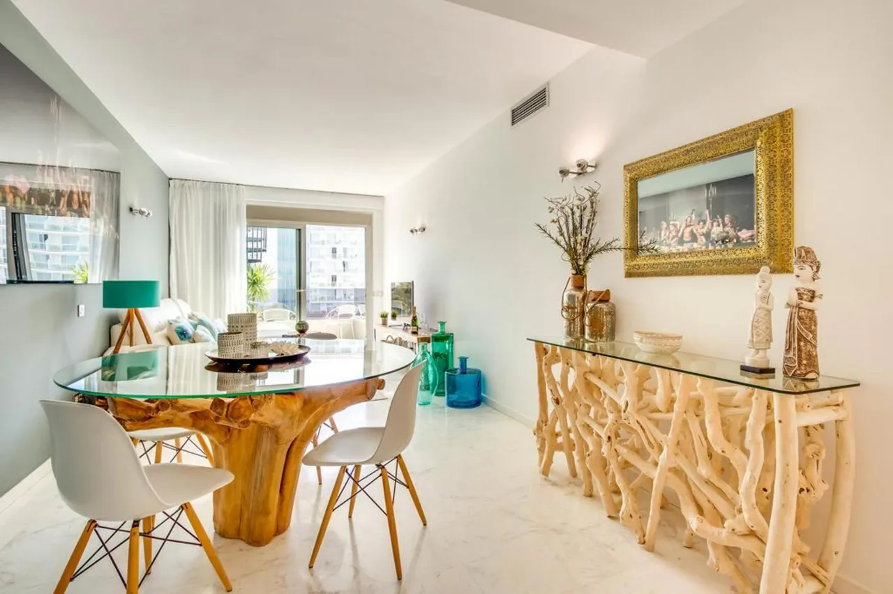 living - 135m² apartment for sale in Ibiza Town, Balearic Islands - gallery - 3