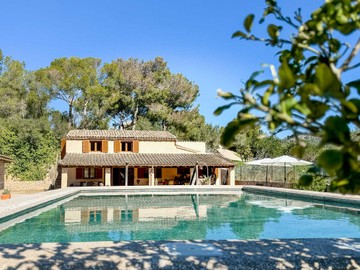 living - 312m² country house for sale in Calvià, Balearic Islands - featured