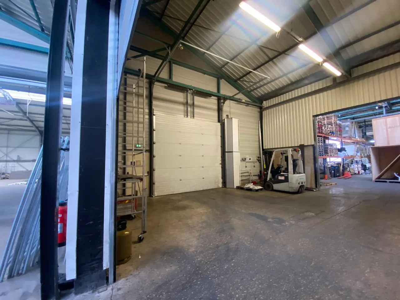 logistics - Activity Facility For Rent - gallery - 10