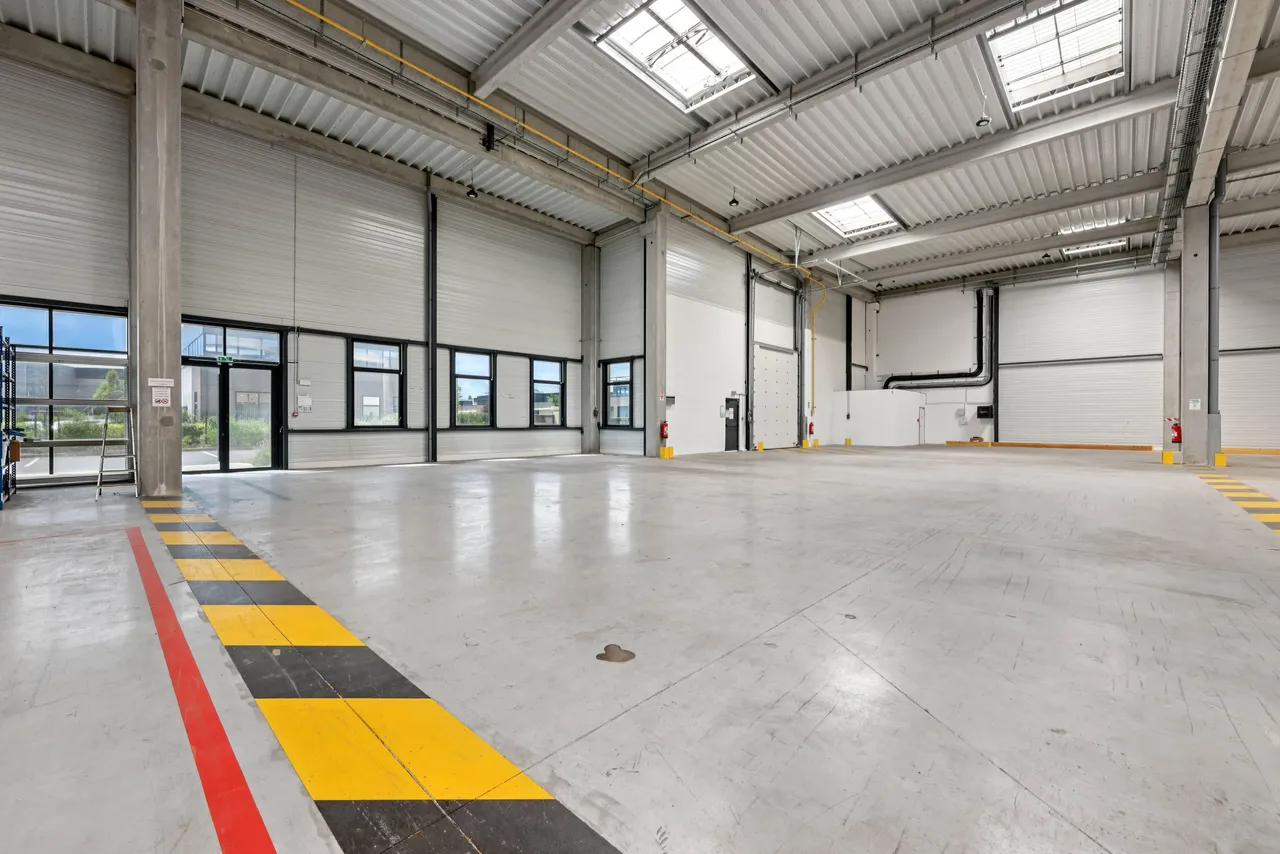 logistics - Activity Facility For Rent - gallery - 4