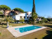 living - Casa / villa de 848m² en venta en Tiana, Barcelona - gallery thumbnail - 2