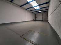 logistics - Activités / Bureaux À Louer - gallery thumbnail - 3