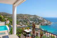 living - Casa / villa de 260m² en venta en Bahía de Rosas - gallery thumbnail - 1